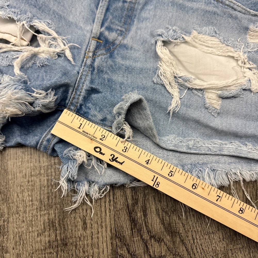 Levi’s 501 Button Fly Cut Off Distressed Denim Shorts - Picture 5 of 6